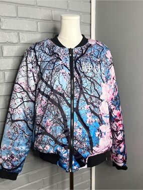 Freshhoods Floral Cherry Blossom Print Puffer Bomber Jacket Size Medium